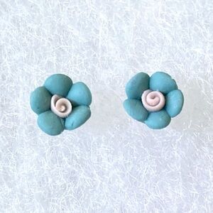 Blue & Mauve Flower Stud Earrings